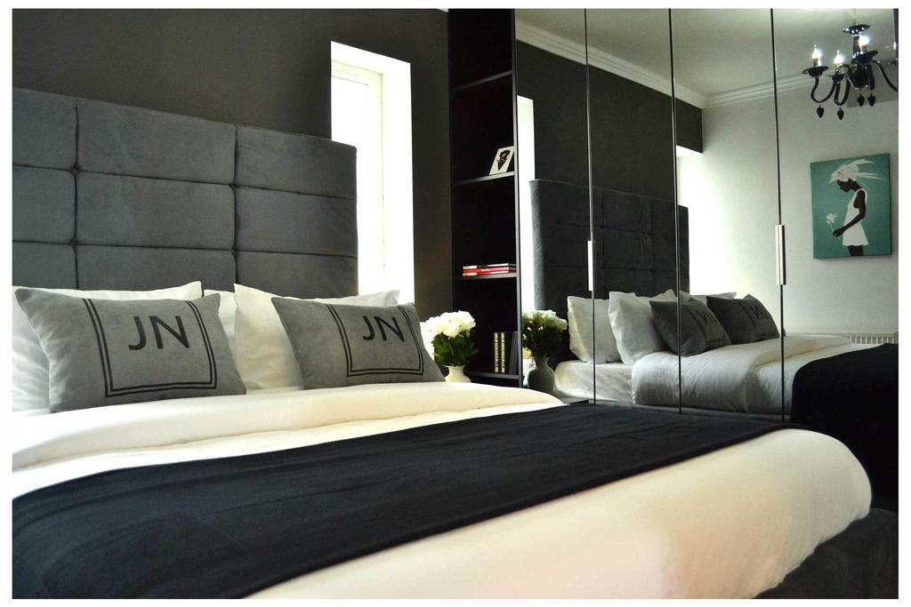 Jn Boutique Apartments Bucarest Esterno foto