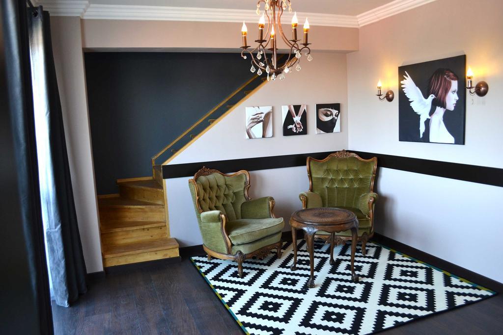 Jn Boutique Apartments Bucarest Esterno foto